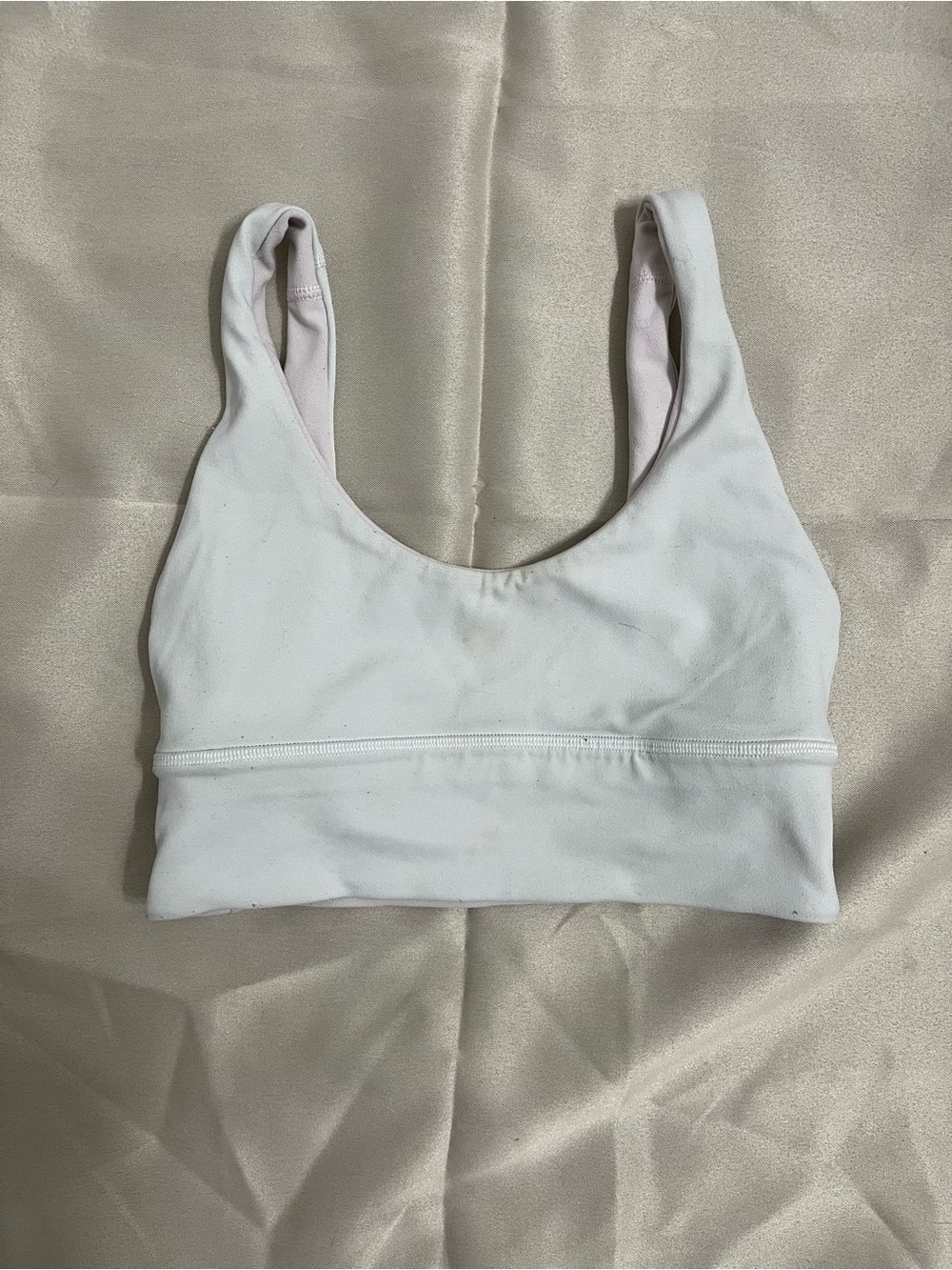 lululemon athletica White Scoop Sports Bra size 4